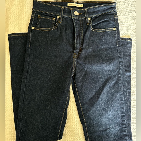 Levi - Mike High Super Skinny Jean - Size 27 - Picture 4 of 4